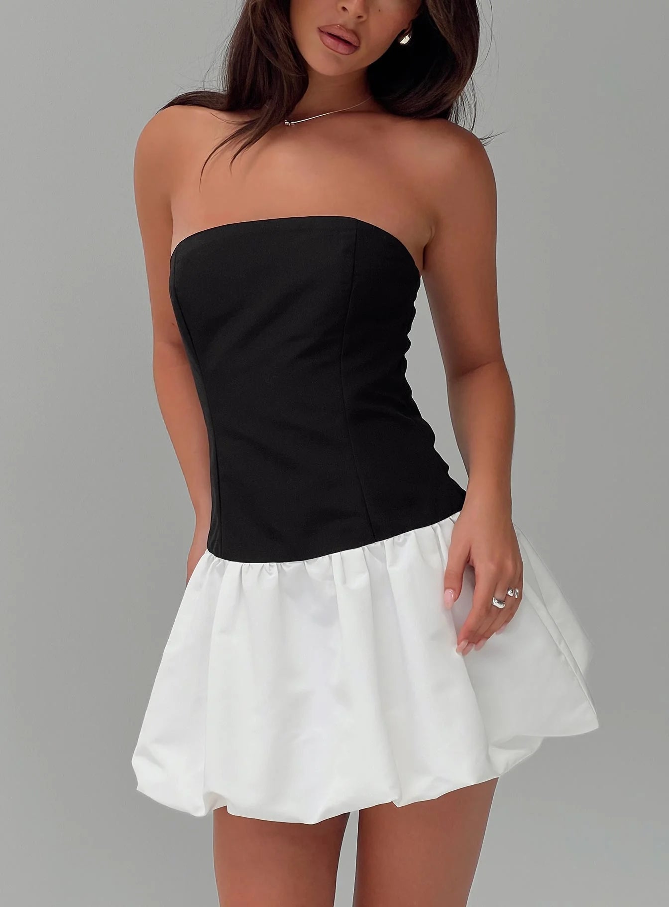 Delicacies Bubble Hem Mini Dress Black / White