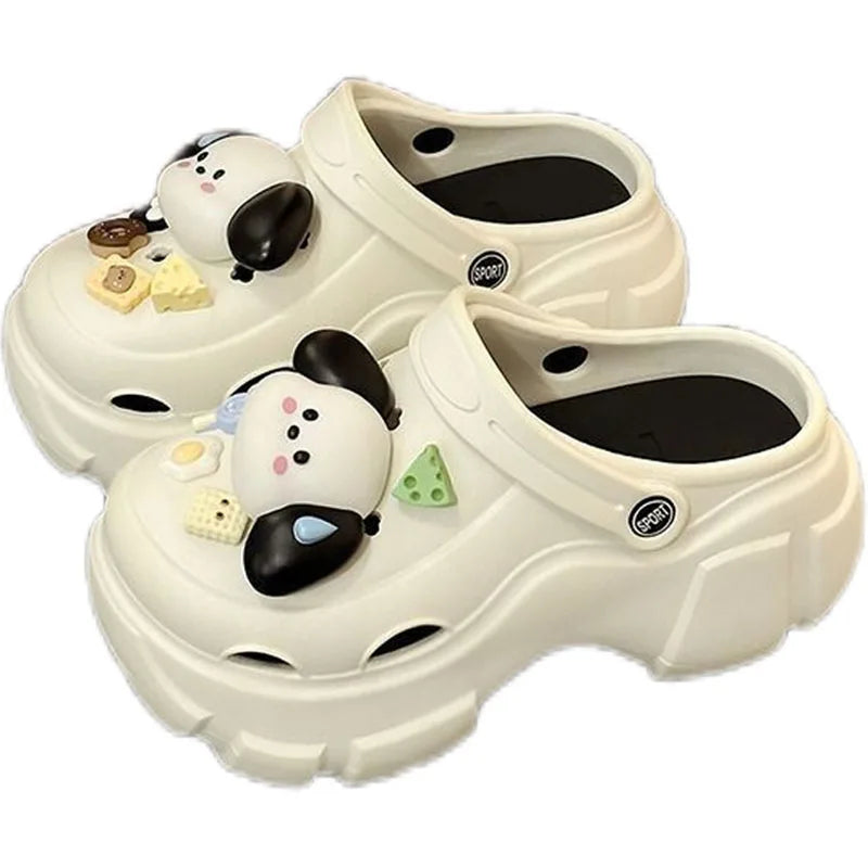 Women Sandals Cartoon Cute Dog Platform Hole Shoes Female Stepping on Poo Feeling Beach Shoes Summer 2024 New Slippers Wholesale