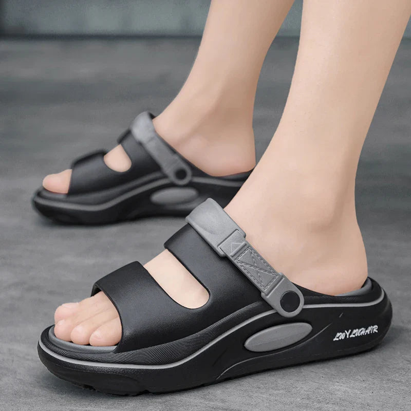 Summer Men's Outdoor Sandals Slippers Beach Comfortable Slides Soft Clogs Men Casual Water Garden Shoes Men Women Beach Sandals