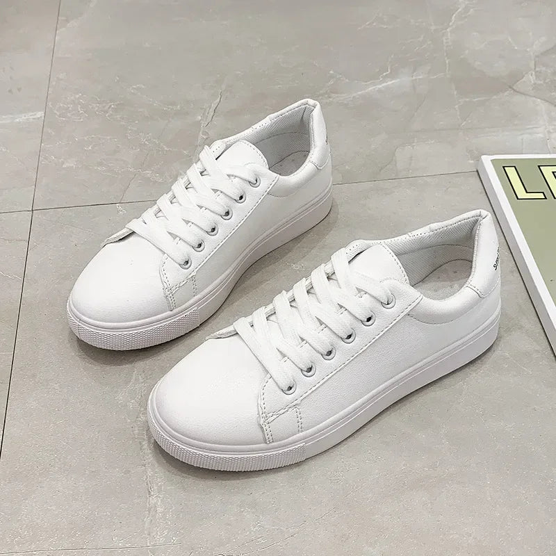 Trendy and minimalist 2025 white shoes, new spring and autumn fashion classic versatile student casual sports flat shoes