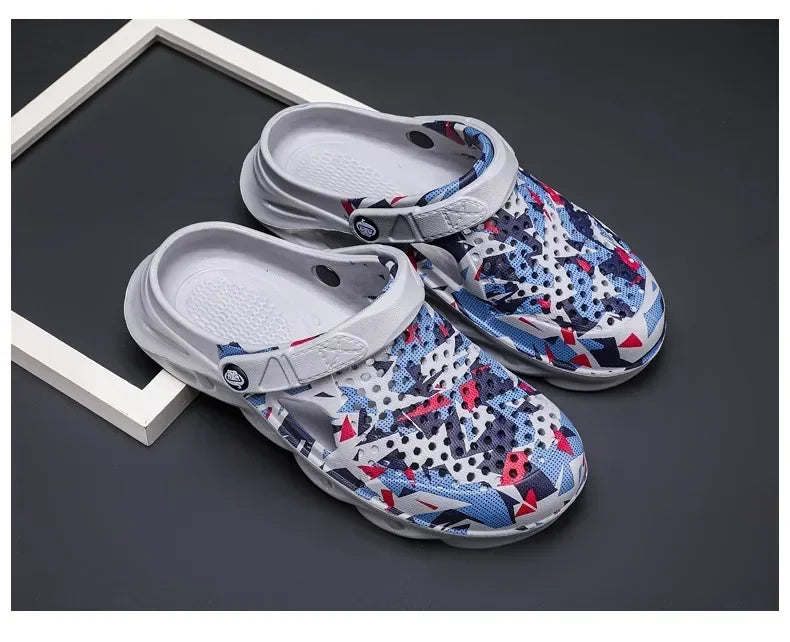 Flat Sandals Men Shoes EVA Slippers Garden Platform Sandals Man Summer Sandals New Male Sneakers Outdoor Flip Flops Home Clogs