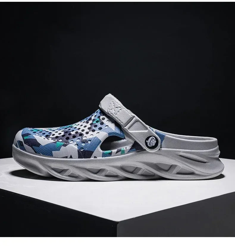 Flat Sandals Men Shoes EVA Slippers Garden Platform Sandals Man Summer Sandals New Male Sneakers Outdoor Flip Flops Home Clogs