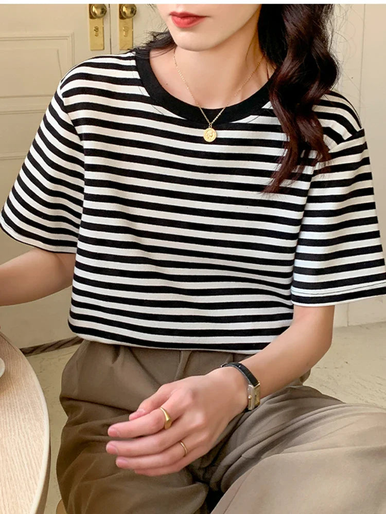 Women Stripes Vintage Tshirt Tops O Neck Short Sleeve Pullover T-shirt 2024 Summer New Korea Cotton Shirt Green Black Y2K