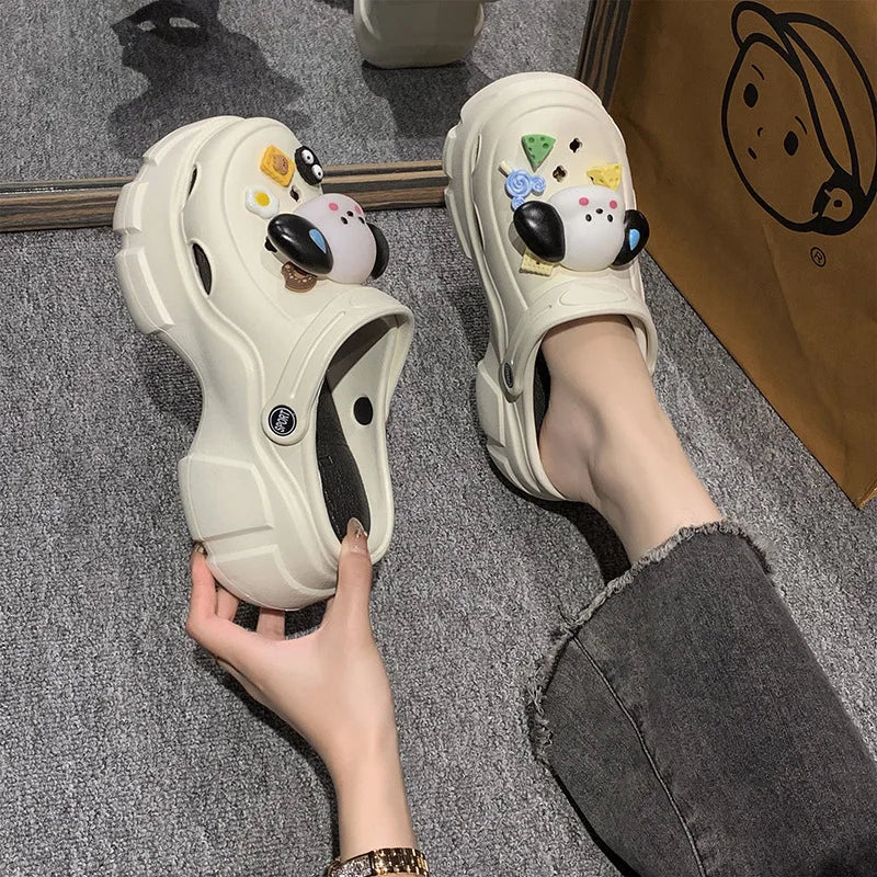Women Sandals Cartoon Cute Dog Platform Hole Shoes Female Stepping on Poo Feeling Beach Shoes Summer 2024 New Slippers Wholesale