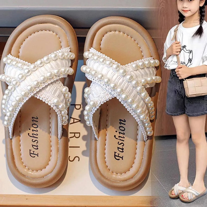 Girl's Fashionable Slippers 2024 Summer New Non-slip Children's Girls Fashion Beach Shoes Pinch Sandals Female Flowers Slippers