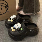 Women Sandals Cartoon Cute Dog Platform Hole Shoes Female Stepping on Poo Feeling Beach Shoes Summer 2024 New Slippers Wholesale
