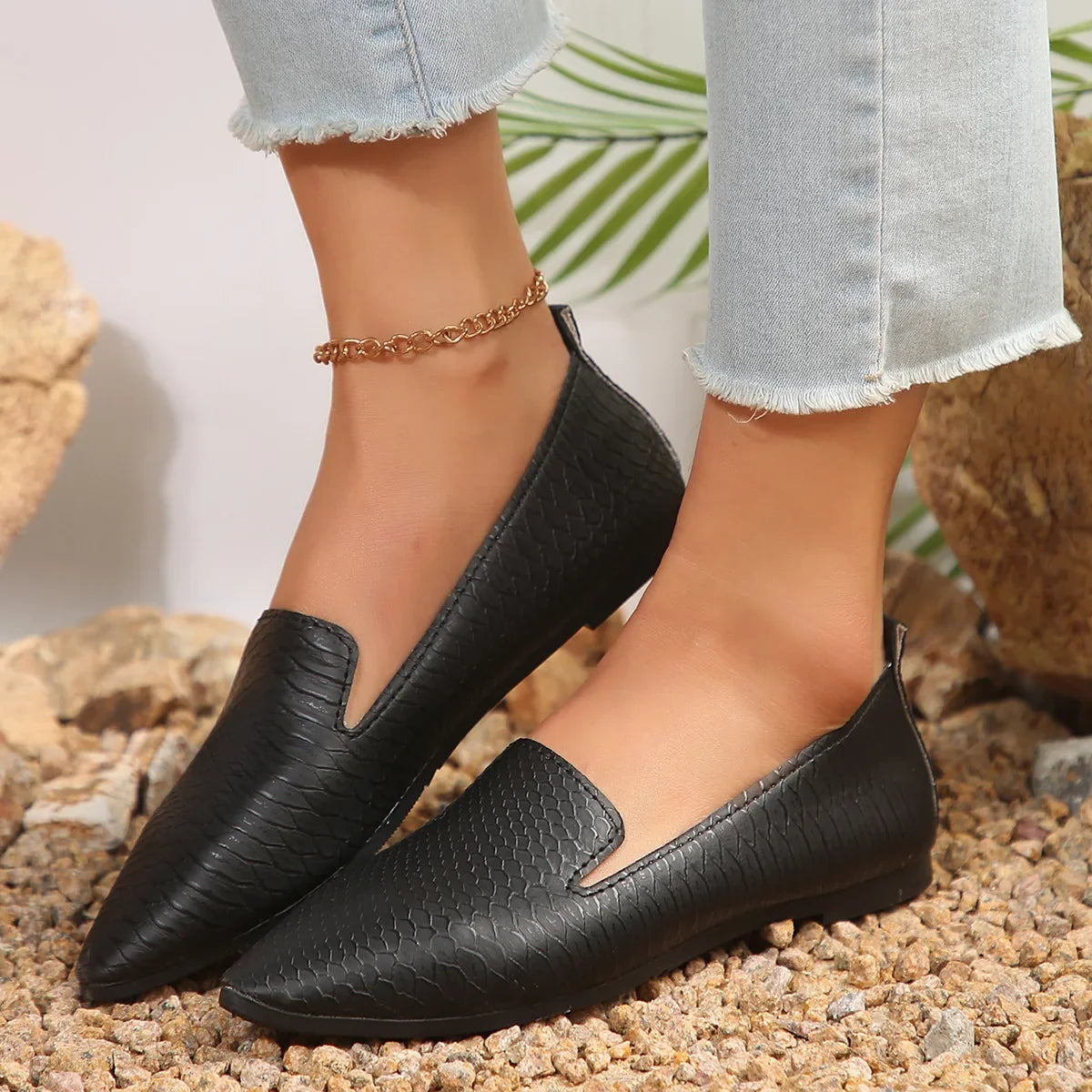 Women's Shoes PU Leather Loafers Ballet Flats Pointed Toe Barefoot Slip-on Casual Low Heel Fashion Stone Pattern Woman Flat Shoe