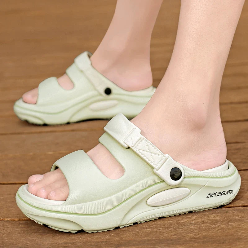 Summer Men's Outdoor Sandals Slippers Beach Comfortable Slides Soft Clogs Men Casual Water Garden Shoes Men Women Beach Sandals