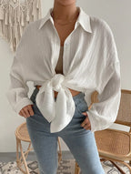 Drop shoulder button beach wave pattern white shirt suitable for women in spring, summer and autumn