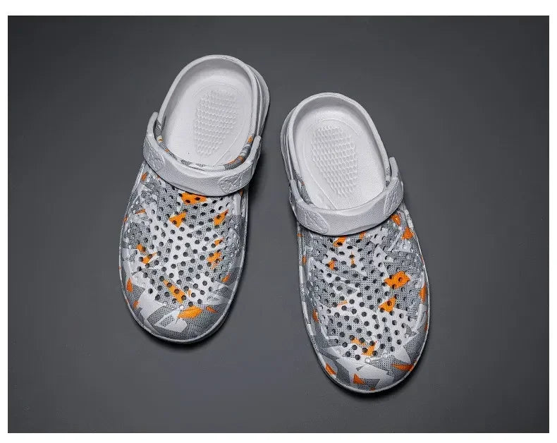 Flat Sandals Men Shoes EVA Slippers Garden Platform Sandals Man Summer Sandals New Male Sneakers Outdoor Flip Flops Home Clogs