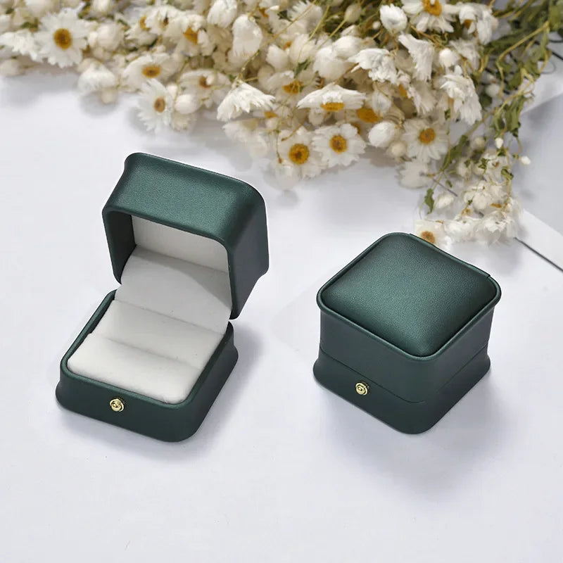 Vintage Double Slots Ring Jewelry Box For Wedding Proposal Engagement Ring Box Gift Organizer Storage PU Leather Packaging Case