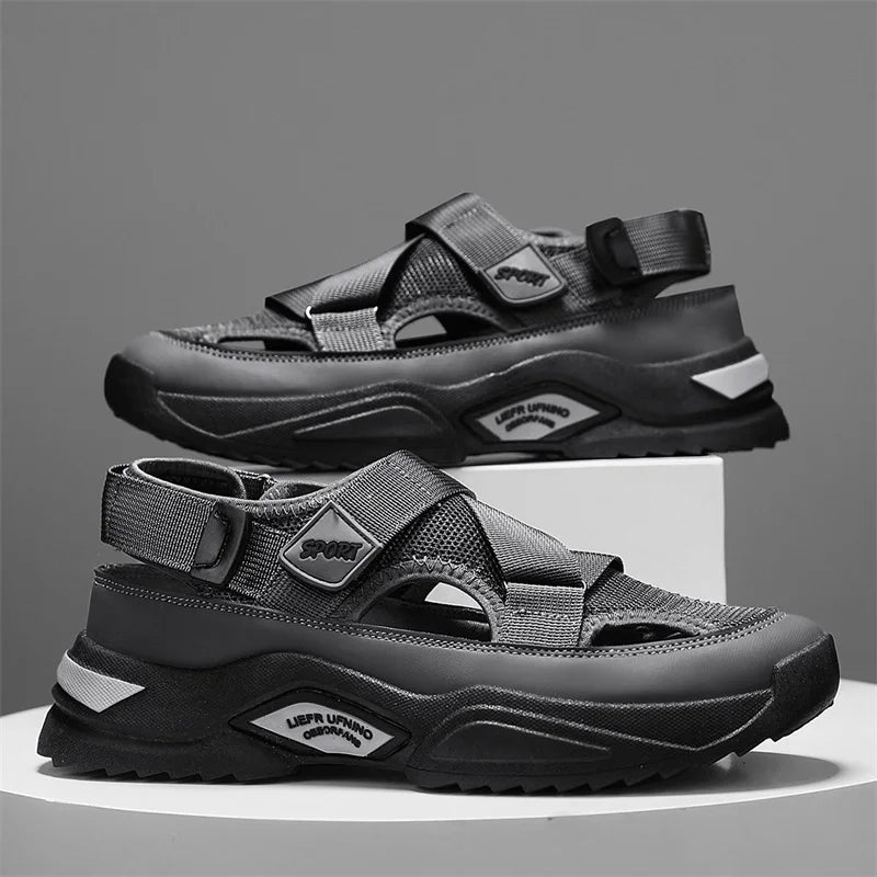 Fashion Hollow Men Sandals Summer Mens Casual Shoes Non-slip Platform Sneakers New Mesh Versatile Breathable Beach Sports Shoes