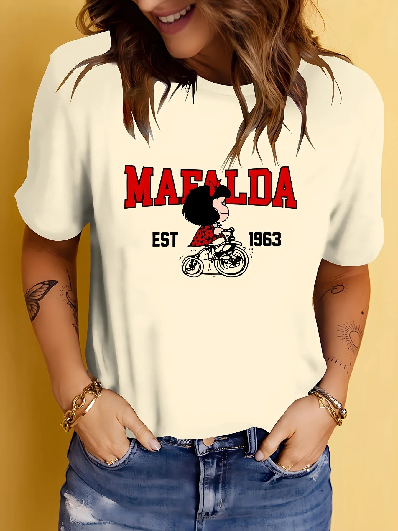 MAEALDA Women's Fashion Black T-Shirt - "Mafalda EST. 1956" Graphic Casual Slim Fit Short Sleeve Crew Neck Top Ideal for