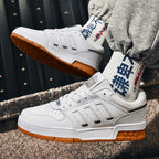 New lace-up breathable sports casual shoes for women classic low top student round head non-slip shoes for men