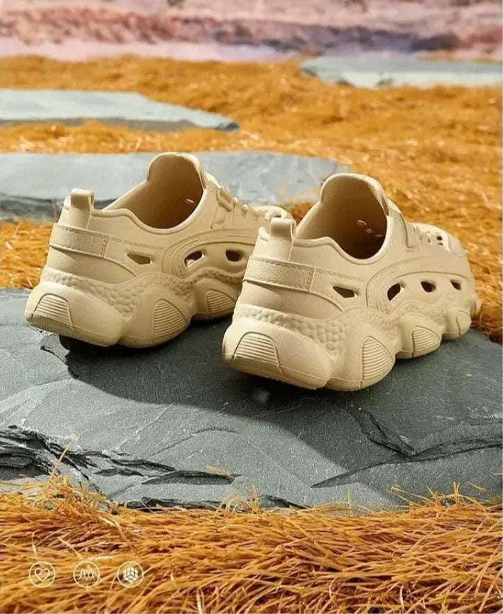 Trendy Men's Sandals Outdoor Wear Thickened Anti-slip Wear-resistant Fashion EVA Moulded Couples Clog Shoes Wholesale