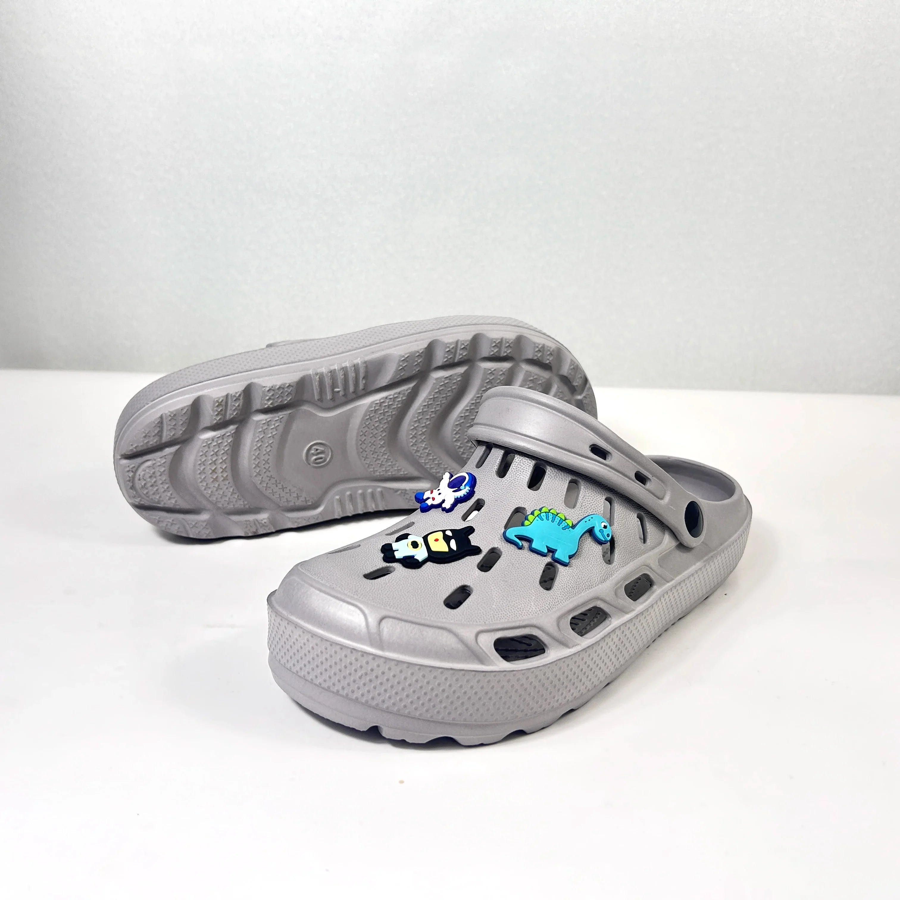 Men's Casual Closed Toe Slide On The Platform EVA Clogs Outdoor Non-slip Hollowed-out Multi-Functional Beach Shoes Boys Sandals