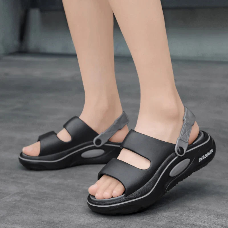 Summer Men's Outdoor Sandals Slippers Beach Comfortable Slides Soft Clogs Men Casual Water Garden Shoes Men Women Beach Sandals