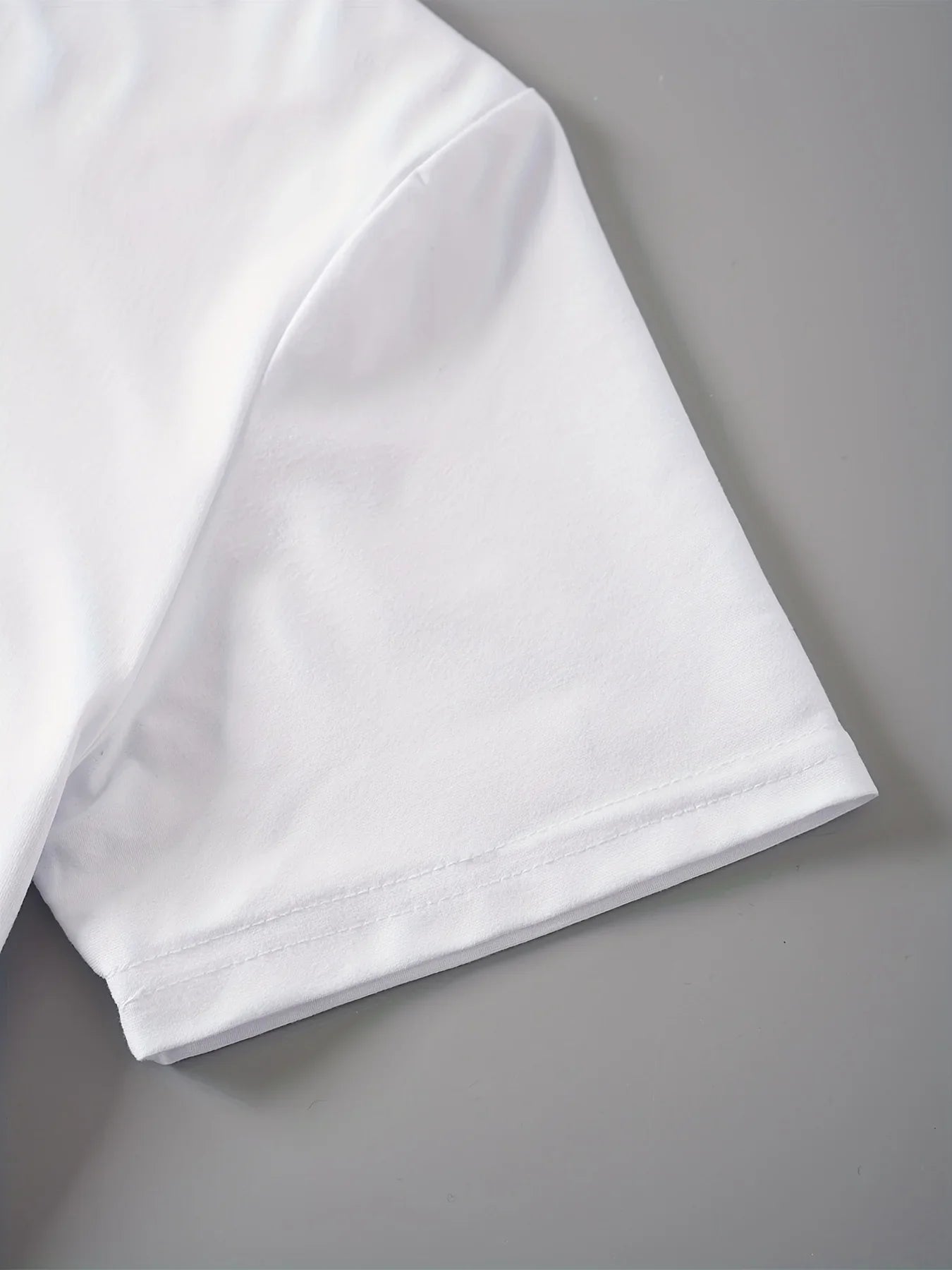 MAEALDA Women's Fashion Black T-Shirt - "Mafalda EST. 1956" Graphic Casual Slim Fit Short Sleeve Crew Neck Top Ideal for